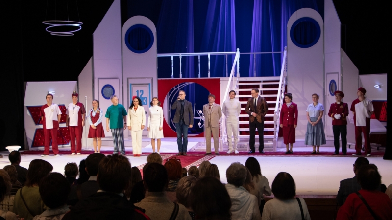 Сегодня завершились гастроли в городе-герое Смоленске! - иллюстрация новости Мурманского областного драматического театра