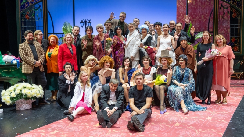  В Мурманске состоялась долгожданная премьера спектакля «Зойкина квартира», и она прошла на «ура»! - иллюстрация новости Мурманского областного драматического театра