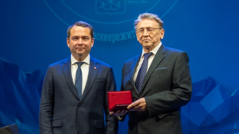 Губернатор Мурманской области Андрей Чибис провел церемонию награждения в честь 87-летия региона - иллюстрация новости Мурманского областного драматического театра