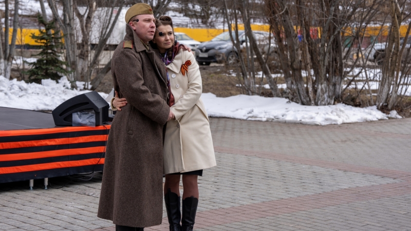 Сегодня в сквере у памятника 