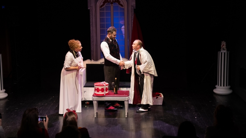 Сегодня состоялась премьера спектакля малого зала «Фонтан страстей» - иллюстрация новости Мурманского областного драматического театра